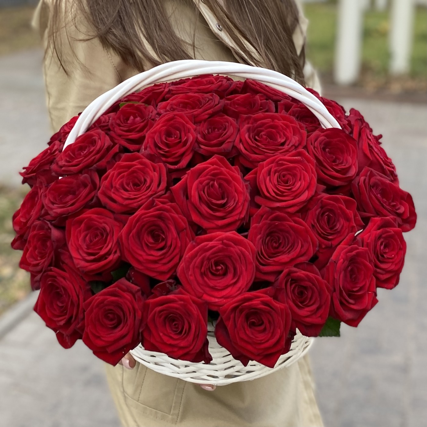 Корзина из 51 красной розы