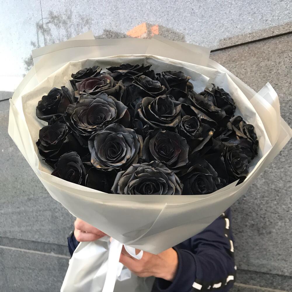 Букет из 19 чёрных роз Эквадор