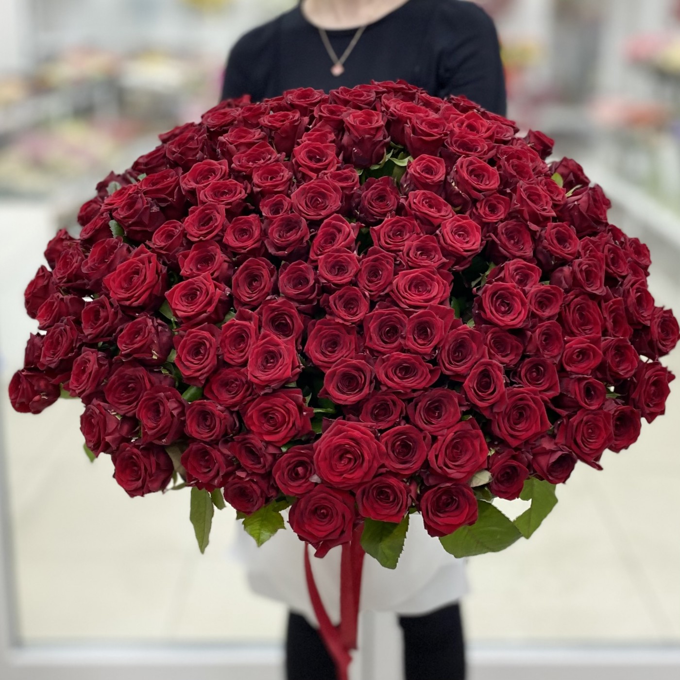 Букет из 151 красной розы 60 см.