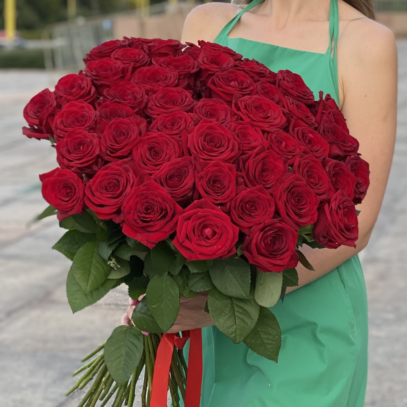 Букет из 51 красной розы 60 см.