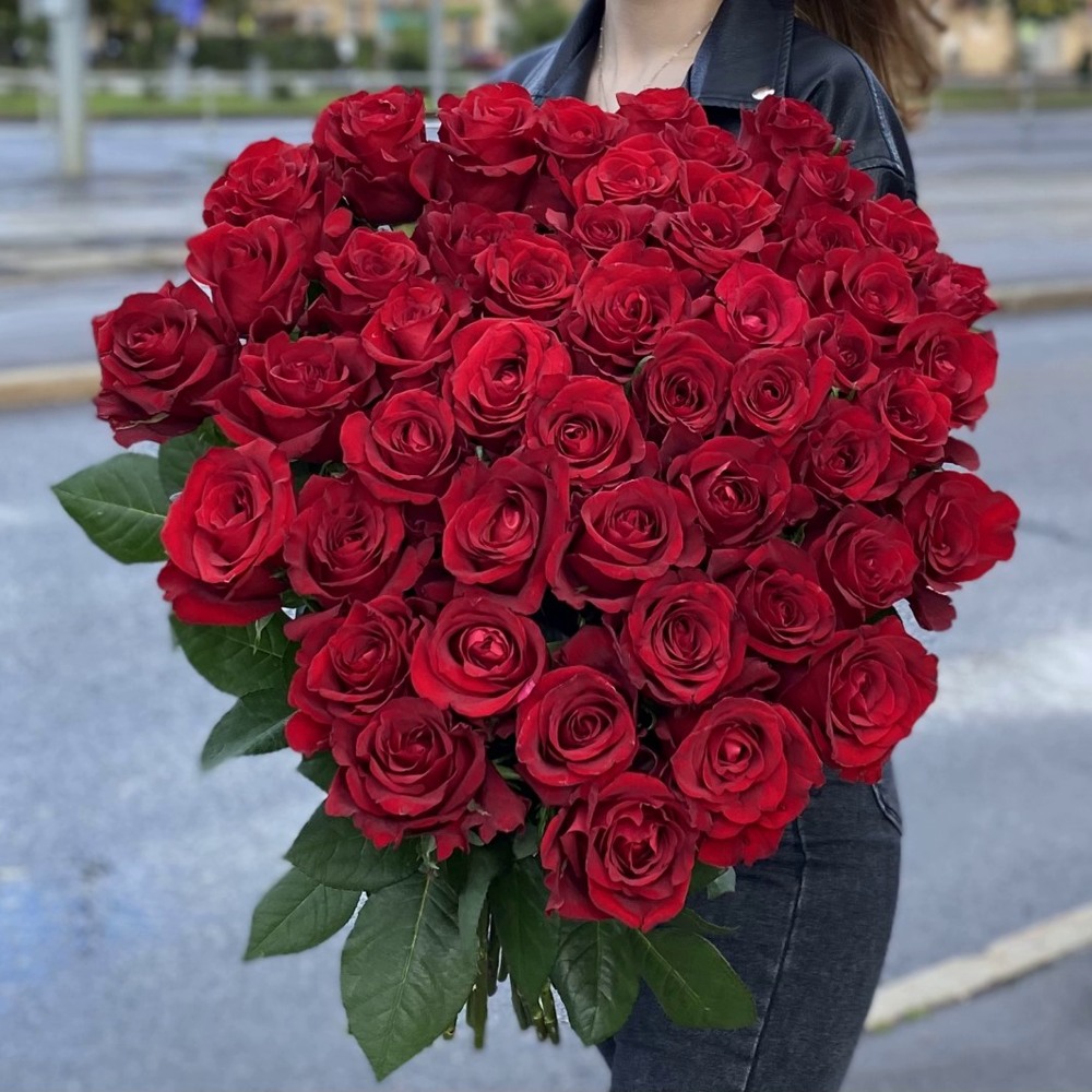 Букет из 51 красной розы 80 см.