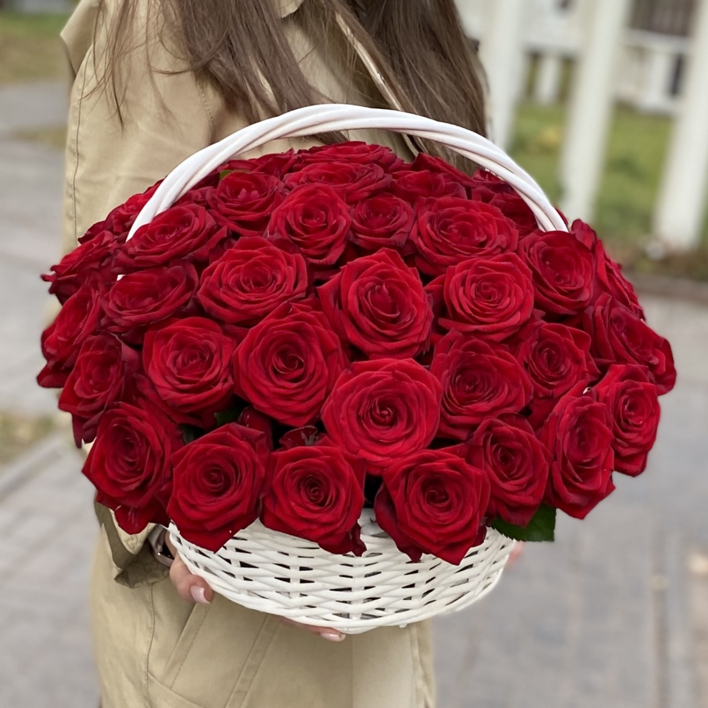 Корзина из 51 красной розы